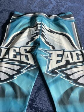 Eagles Graphic Athletic Leggings - Teal White Black